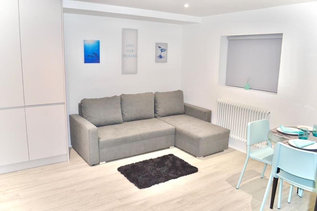 Fidelity Stays Beach Themed Apartment Hove Exteriér fotografie